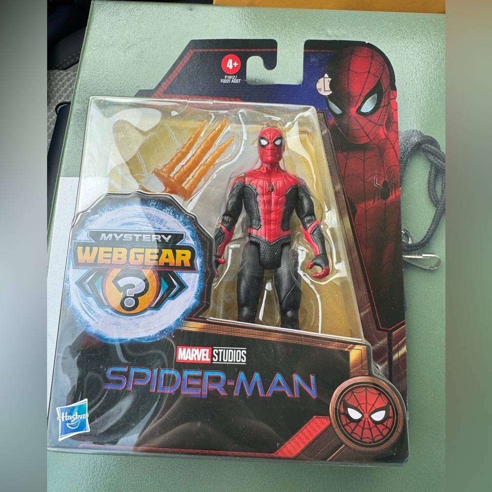 Spider-Man Marvel Hasbro Action Figure 6 Inches